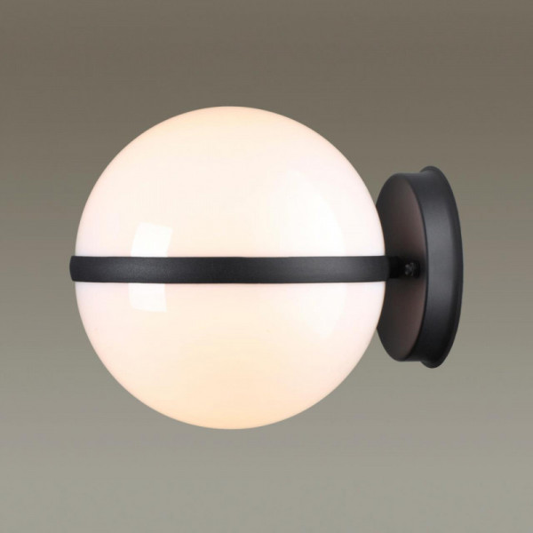 Светильник настенный Odeon Light 4832/1W